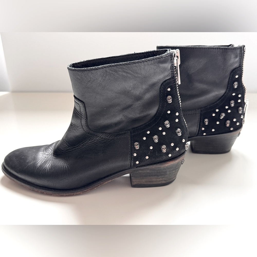 Zadig & Voltaire
Teddy leather western boots
SZ 38EU